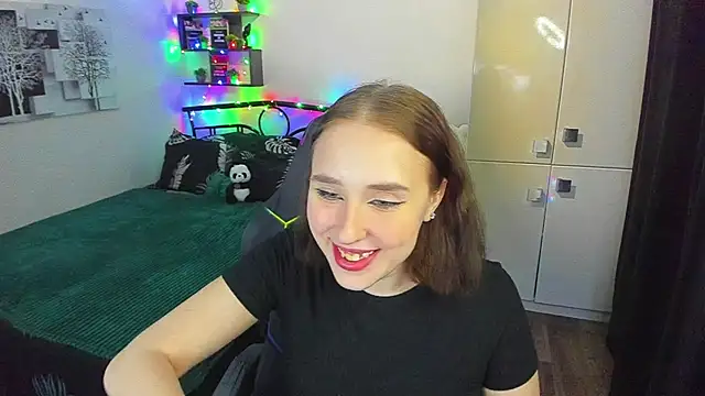 CrazyBitchInLace's Live XXX Chat