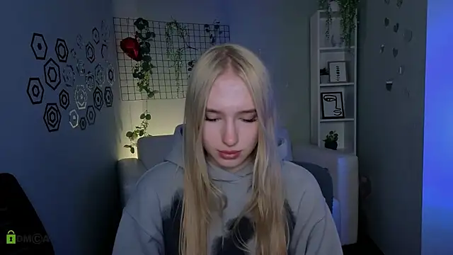 XXX chat uživo modela mikameovv