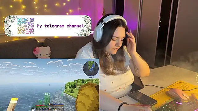 Вебкам-шоу RiotKitten1