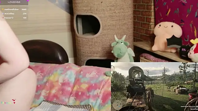 GamerGirl_Eve Show Webcam