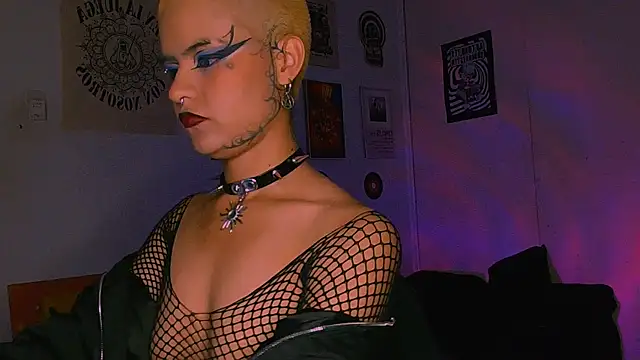 alex_one888 élő XXX-chatje