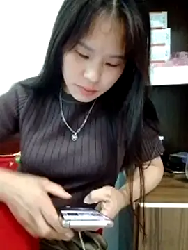 congchua977 Adlı Modelin Canlı XXX Sohbeti