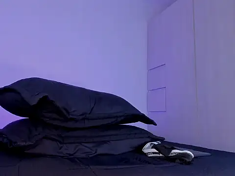 THADEO_KING2 Show in webcam