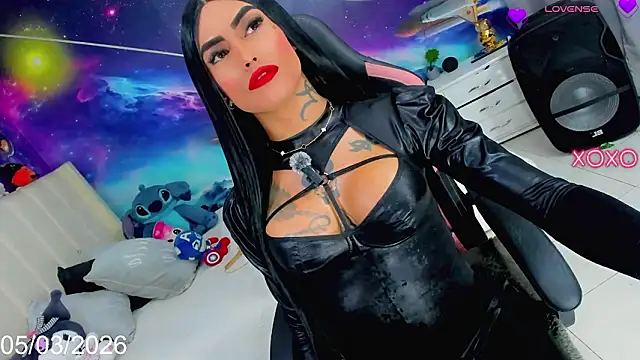 Chat XXX en directo de Nella_Dolls