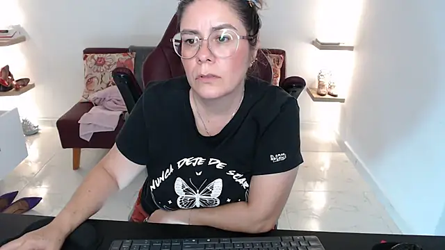 zehra_sanemn Live XXX chat