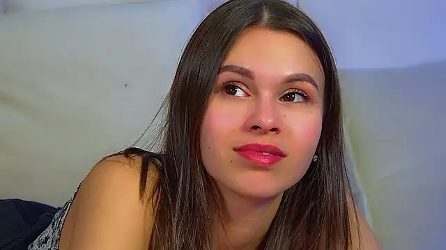 PollyLanders Chat XXX live