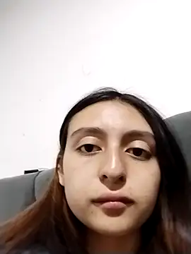 lala_clarkのライブXXXチャット