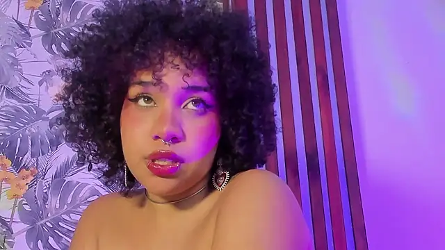 Mila_lanes Chat XXX in diretta