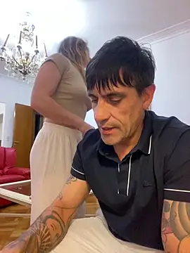 Chatroom XXX en direct de Elnonoykeila77