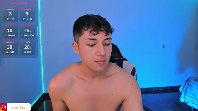 oliver_kyy's Webcam Show