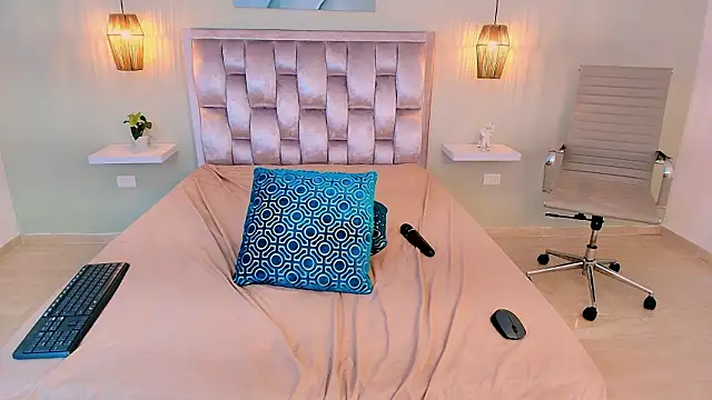 aisha_sakina Chat XXX in diretta