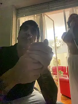 Elnonoykeila77 Obrolan Langsung XXX