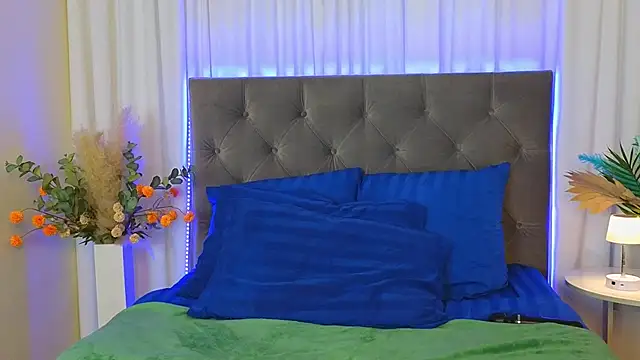 Chat XXX en directo de Ariana_Petite