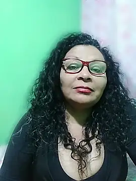 Amarantha25 Show in webcam