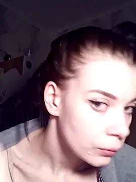 JhonSHelBy7LuNa's Live XXX Chat