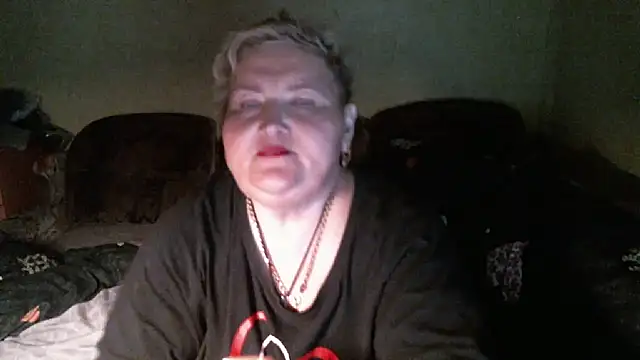 Lana555のライブXXXチャット