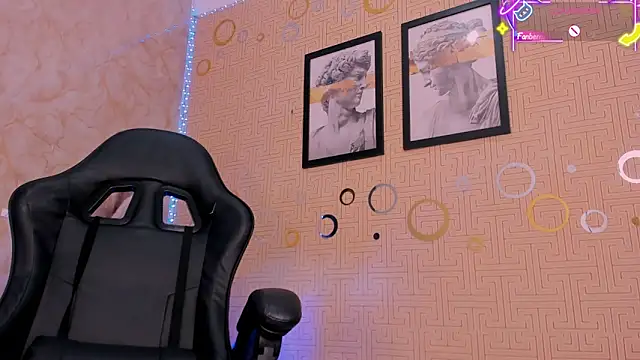 Mia_Gothzx Chat XXX in diretta