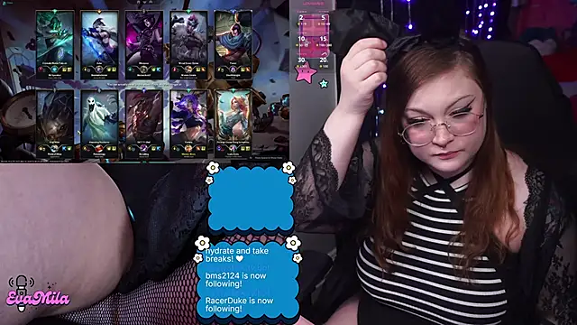 evamila élő XXX-chatje