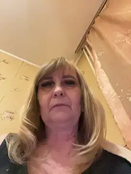 Irina2909@xh Live XXX Chat