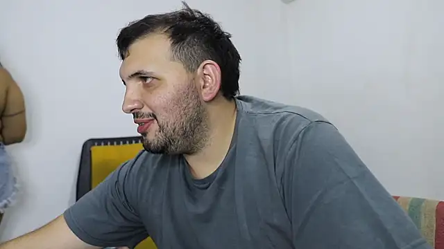 zekefotoslive's Webcam Show