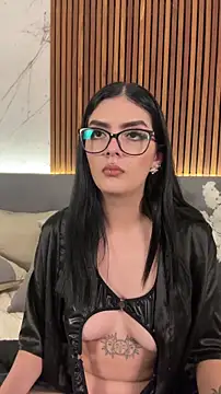 Chatroom XXX en direct de AliceRitter