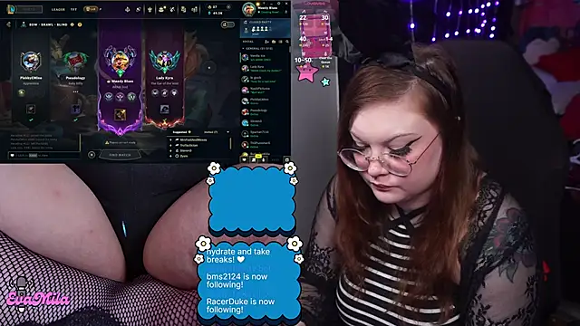 evamila's Live XXX Chat