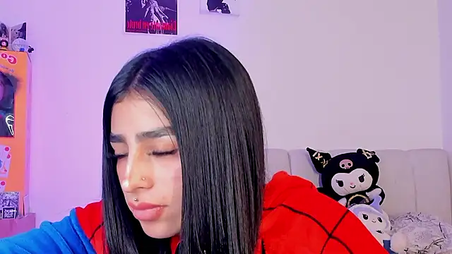 XXX chat uživo modela Aliceee_0