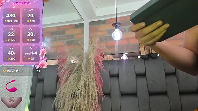 JESSYCORTES 现场XXX聊天