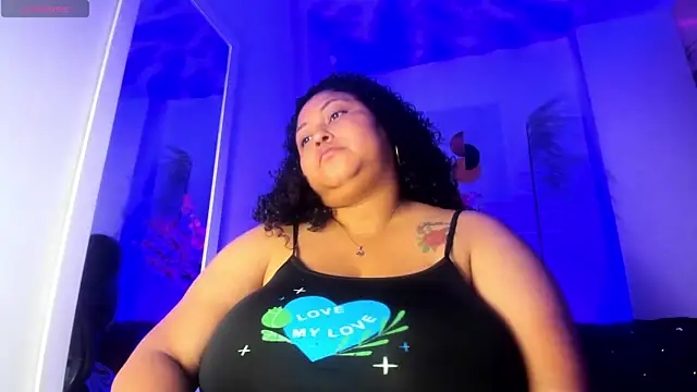 Chat +18 de Ayliinn_ ao vivo