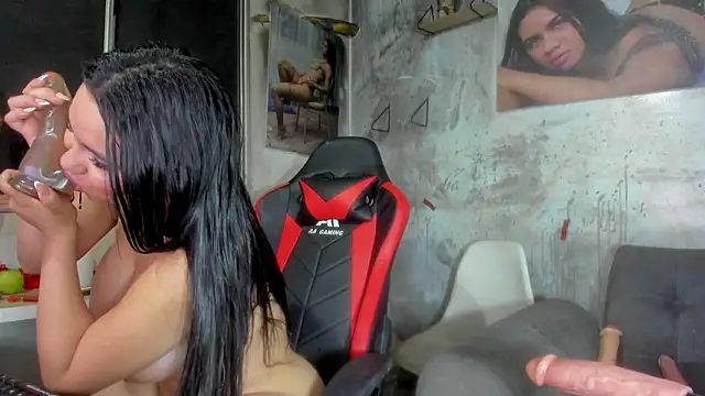 دردشة innocenttemplegirl الجنسية المباشرة