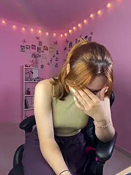 Davne_ élő XXX-chatje