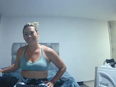 XXX chat uživo modela Fernanda_andrew