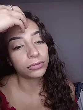 AlexxaAndRileyy 现场XXX聊天