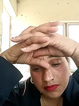 XXX chat uživo modela Cute-karisma1234