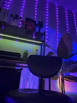 thebrattygoddess' Webcam Show