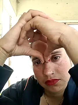 Chat XXX en directo de Cute-karisma1234