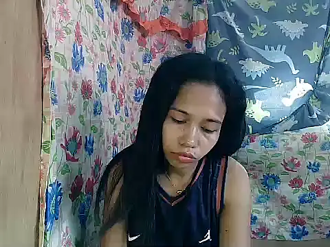 PinaySkinnyGirl's Live XXX Chat