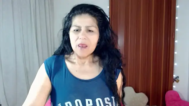 sweetieharlei – Naživo XXX chat