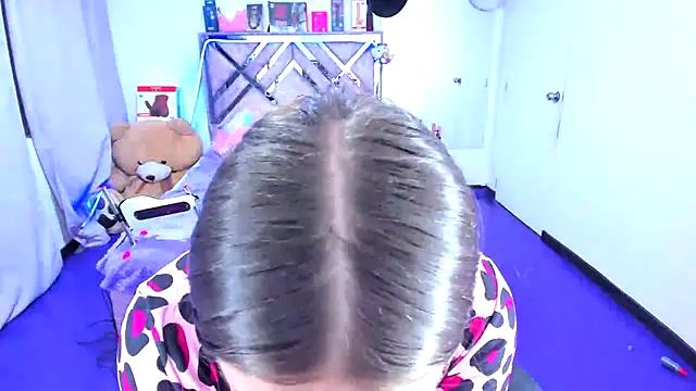 Luna_Analya Adlı Modelin Canlı XXX Sohbeti