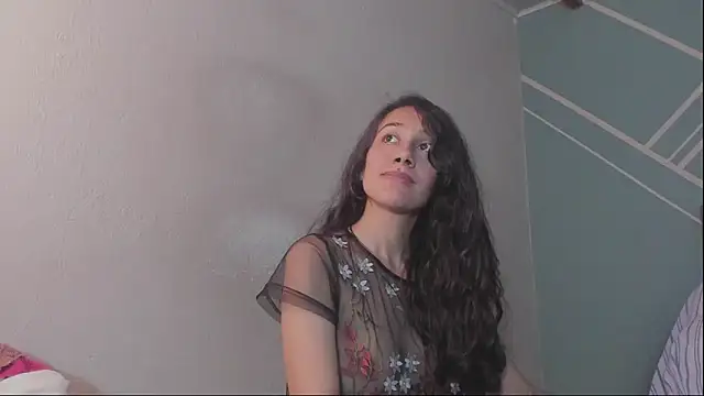 Lucy-Bluesea: онлайн-секс-чат