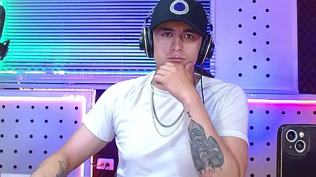 Chat XXX en directo de Godofcumxxx