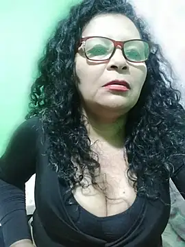 Amarantha25 即時 XXX 聊天