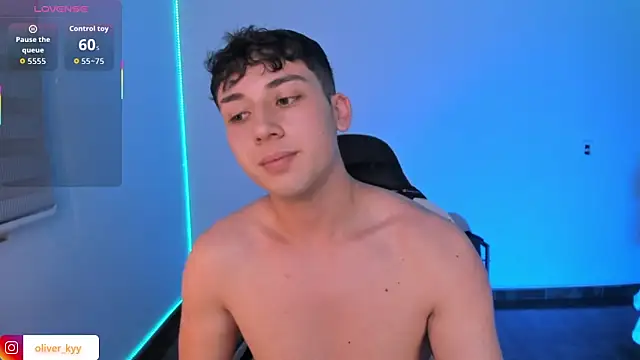 oliver_kyy: вебкам-шоу