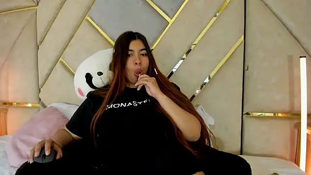 DulceJones live XXX chat