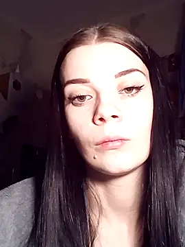 JhonSHelBy7LuNa 在線直播表演