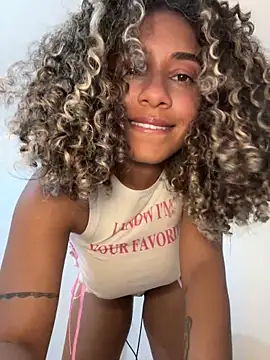 Chatroom XXX en direct de Belkaj