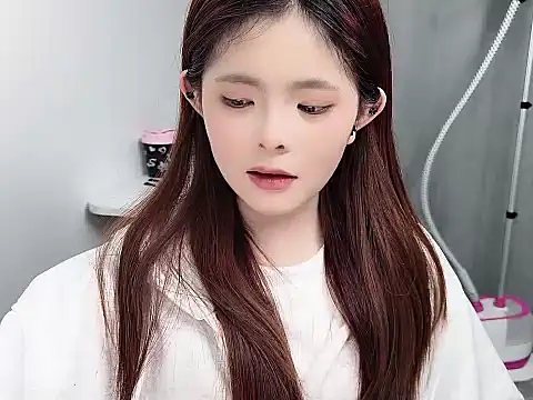 cherry-_-cherry Chat XXX in diretta