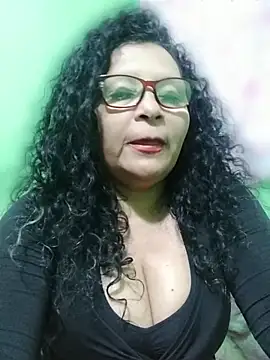 Amarantha25's Live XXX Chat