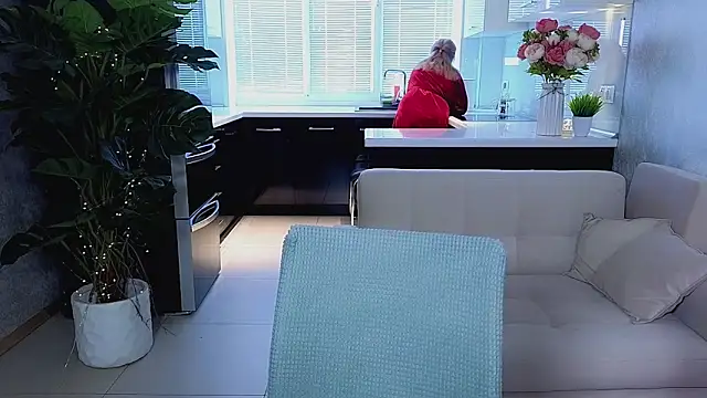 Mira_Mermayd's Live XXX Chat