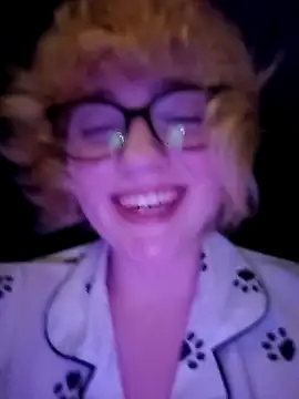 mcjbgfhgjhiiilllufjyf Chat XXX in diretta